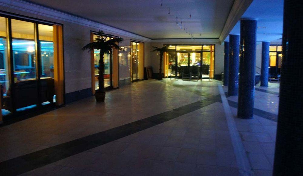 Hotel Dobosz Police Exteriör bild